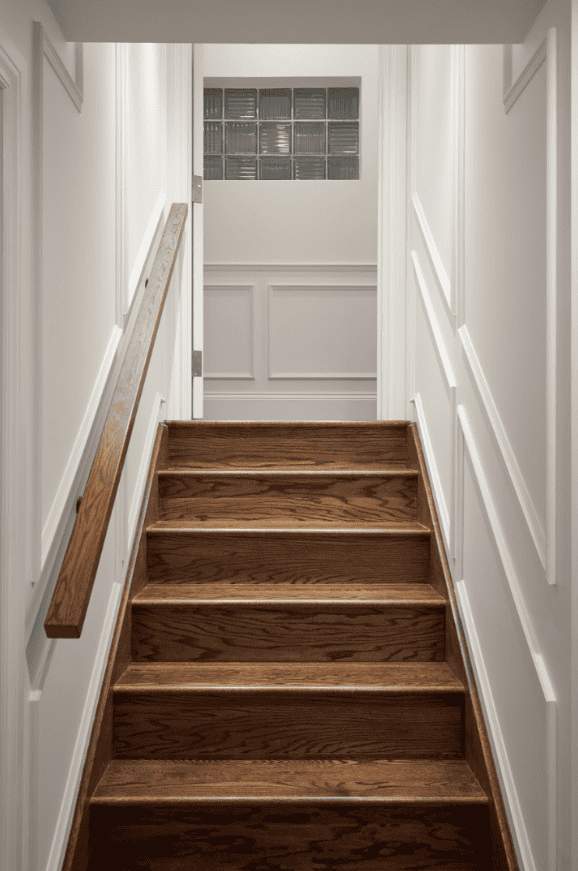 descente d escalier renovation de sous-sol