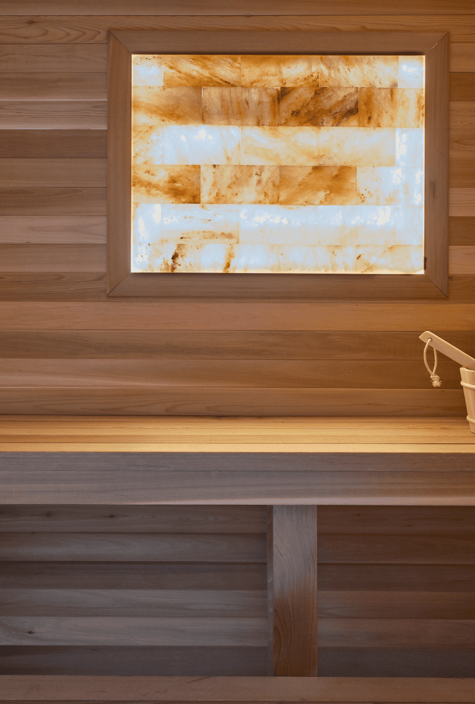 sauna avec lumiere dans pierre de sel