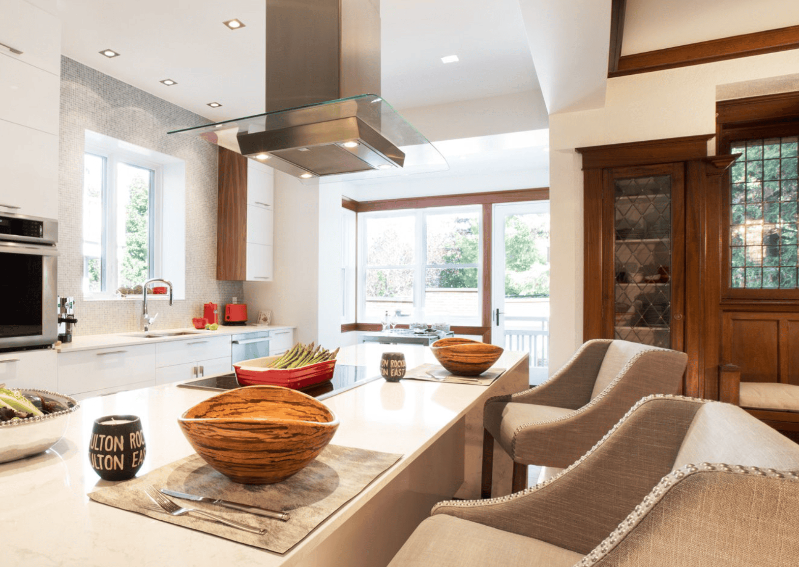 renovation cuisine outremont boiserie blanc bois