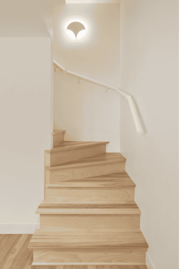 escalier sous-sol montreal