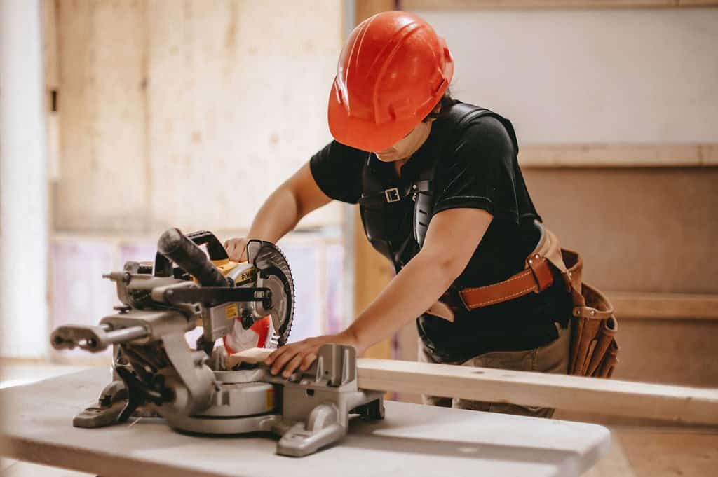 entrepreneur général, general contractor